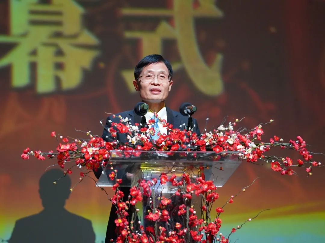 广州市委常委、宣传部部长杜新山致欢迎辞。